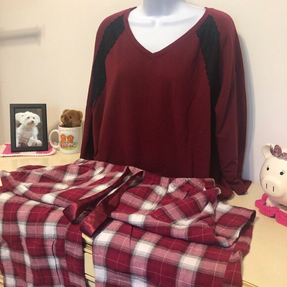 Ambrielle Sleep Set plus extra top - size XL - Picture 5 of 8